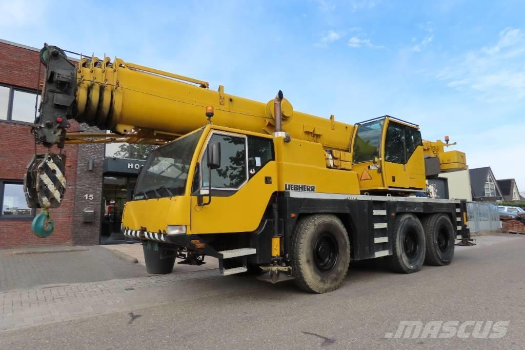 Liebherr LTM 1055-1 全地面起重机︳移动式起重机