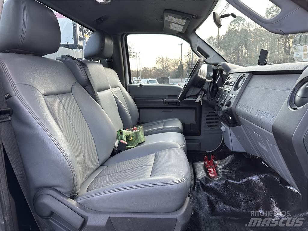 Ford F550 市政车