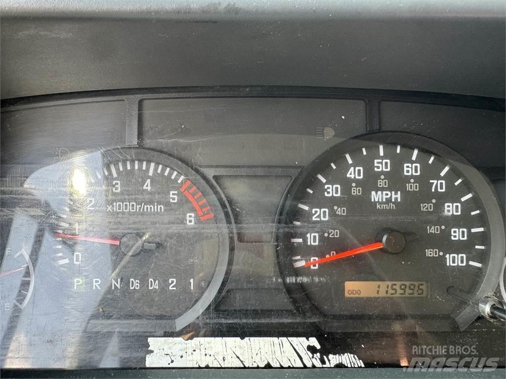 Isuzu NPR HD 自卸式货车