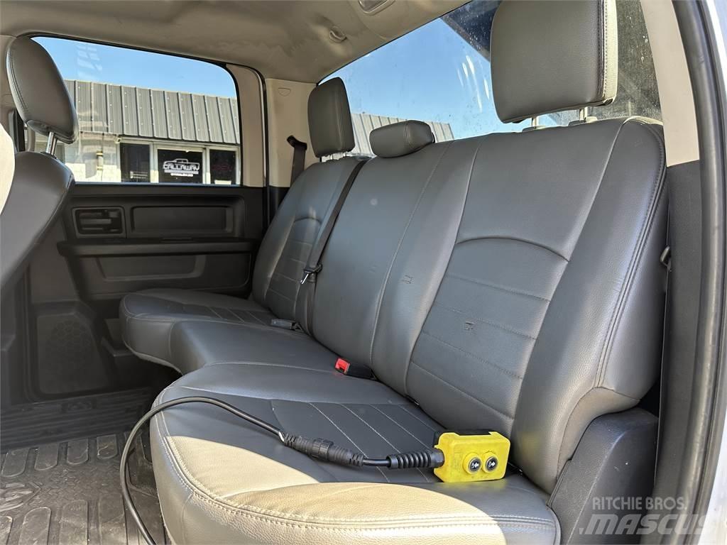 RAM 5500 自卸式货车