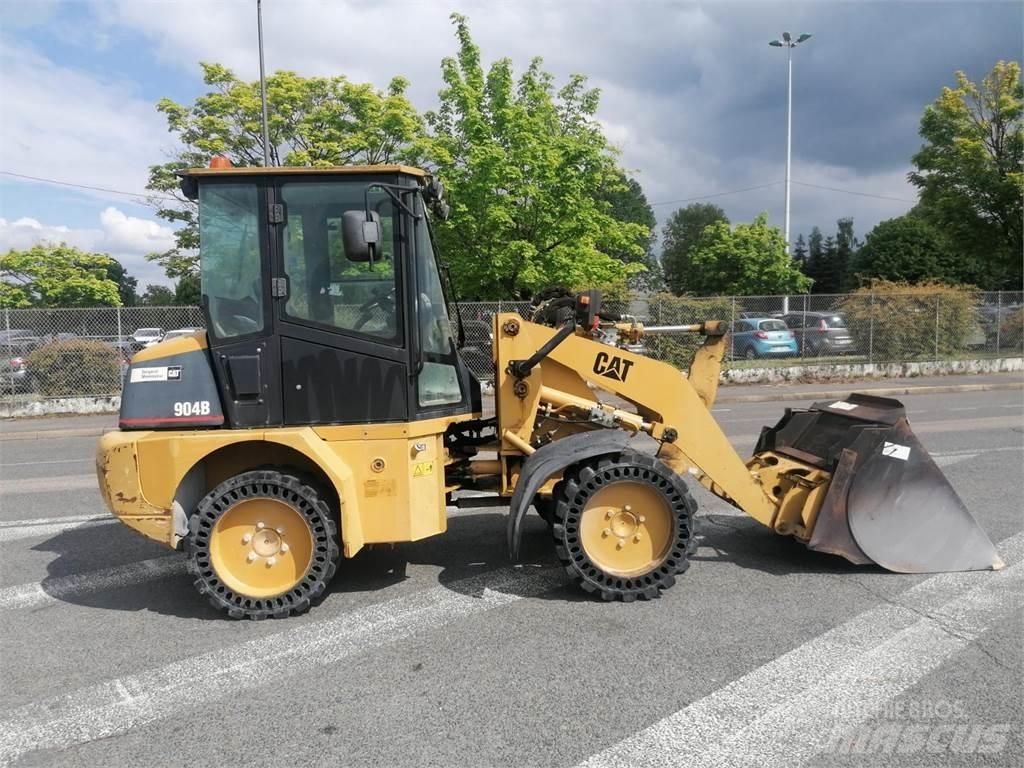 CAT 904B 其他装载挖掘装置和配件
