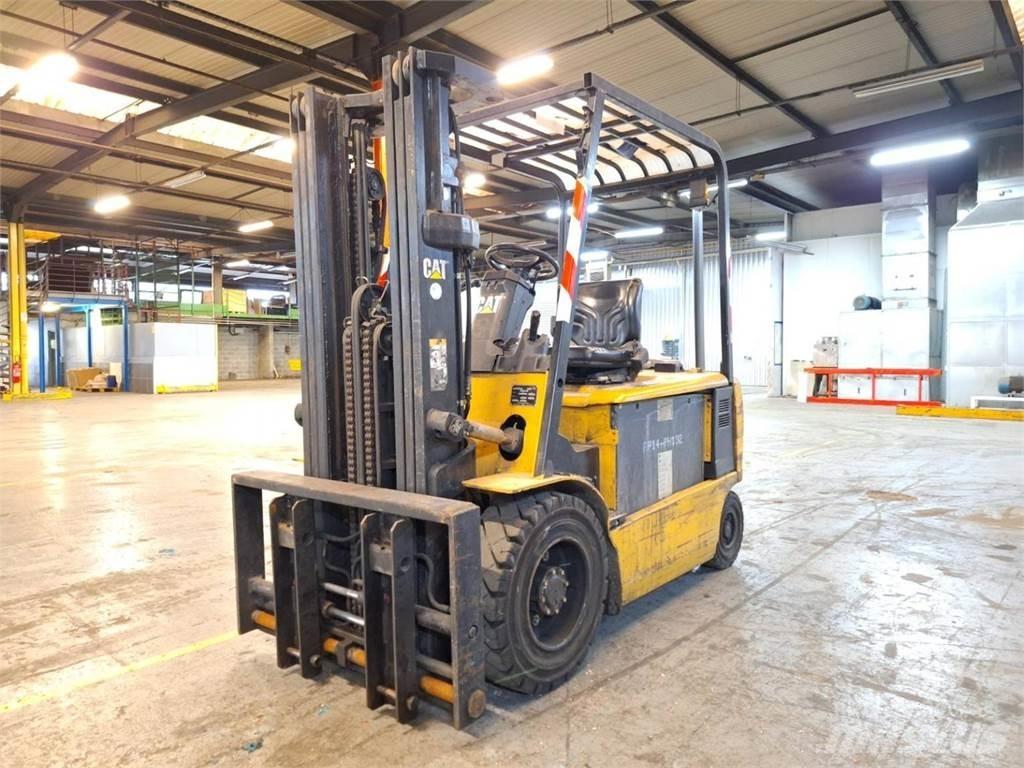 CAT EP30K-PAC 其他叉车
