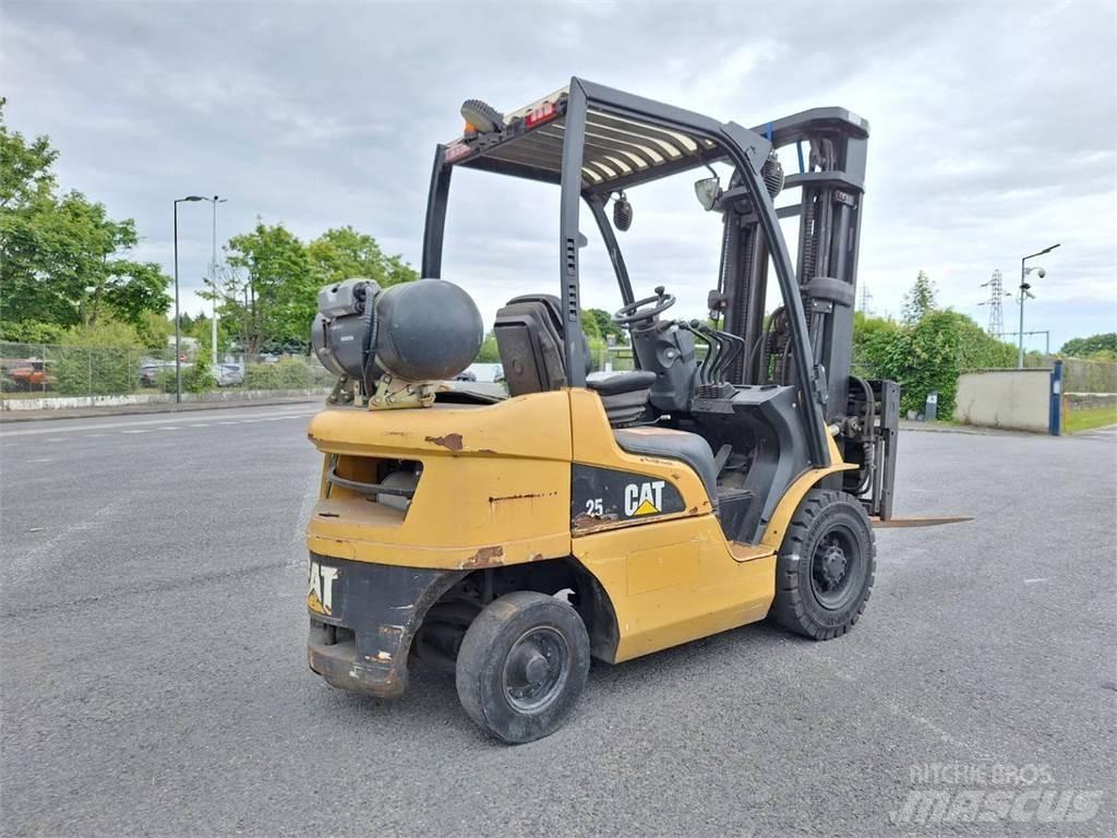 CAT GP25N 其他叉车
