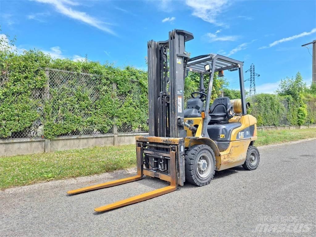 CAT GP25NTD 其他叉车