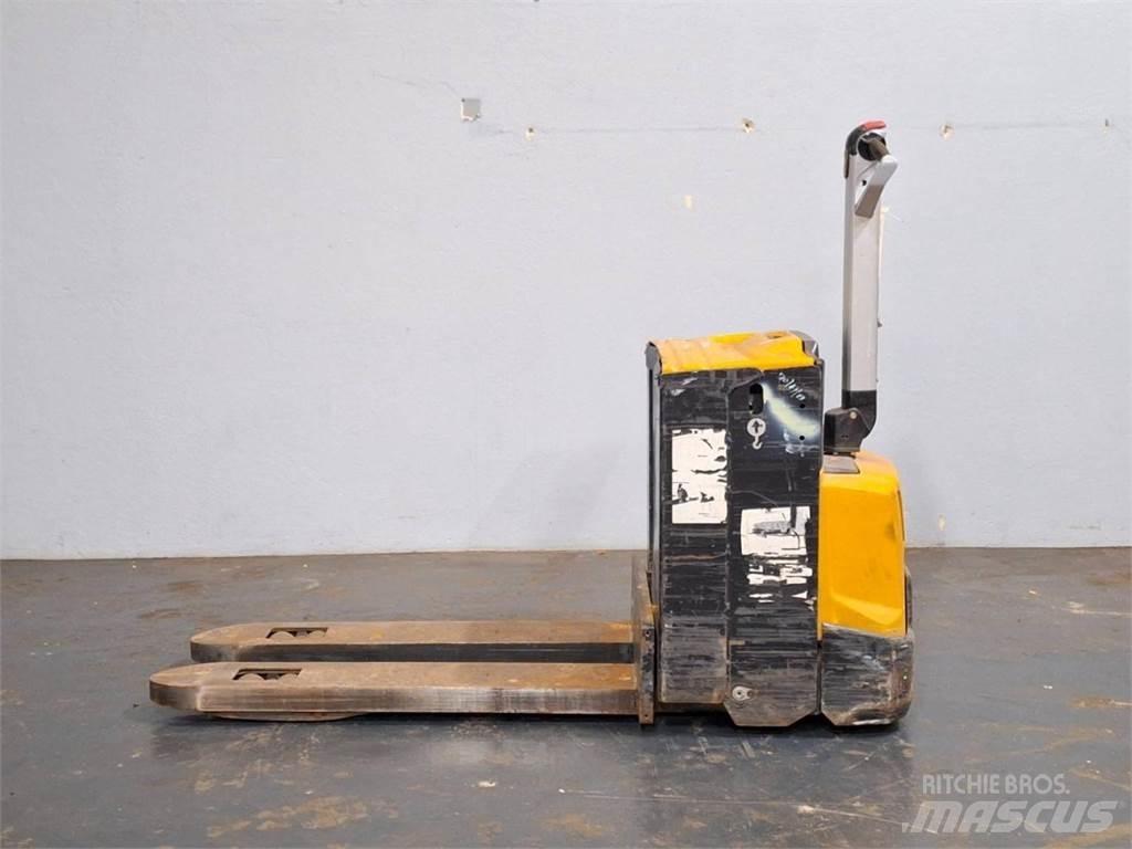 CAT NPP20N2E 手推堆垛车
