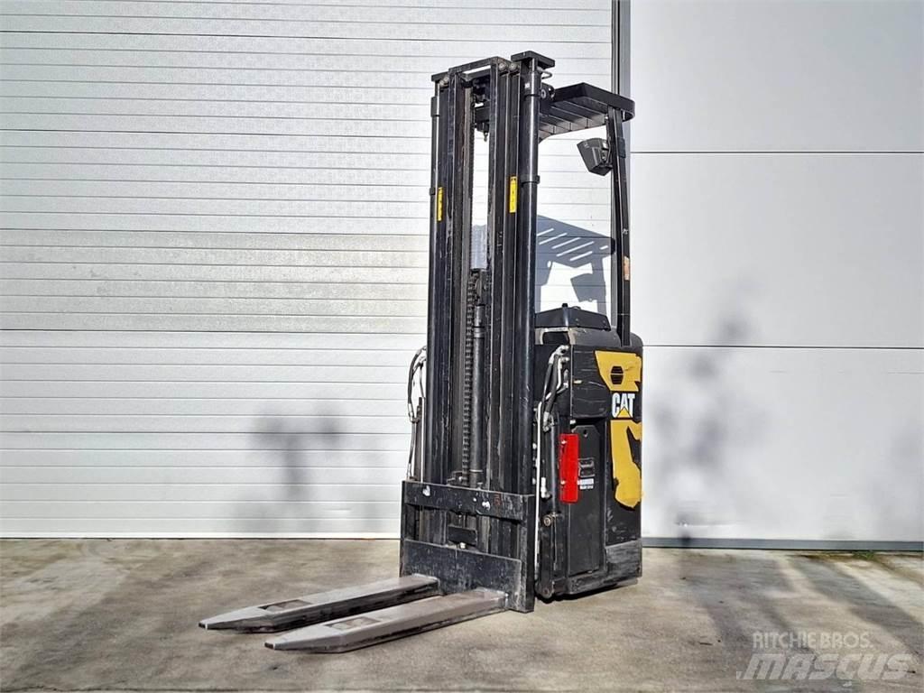 CAT NSR16N 行走式堆垛机