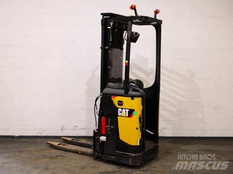CAT NSR16N 行走式堆垛机