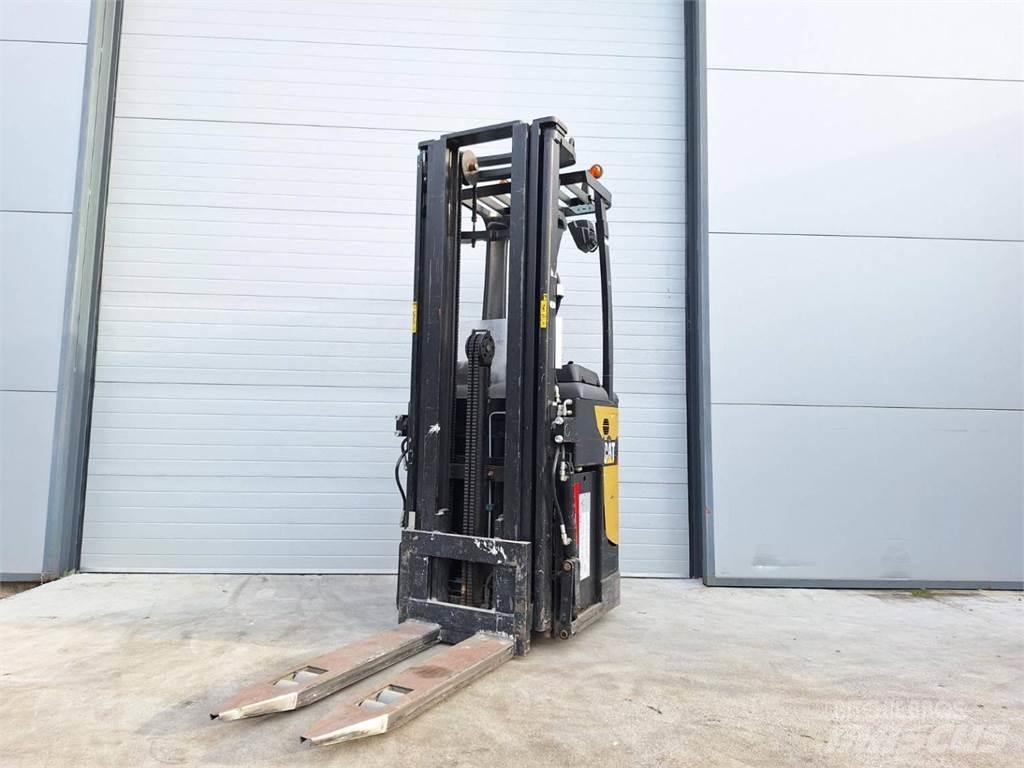 CAT NSR20N 行走式堆垛机