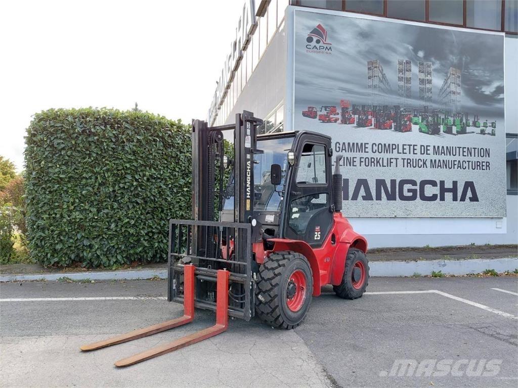 Hangcha TT25-4 越野叉车|叉装车