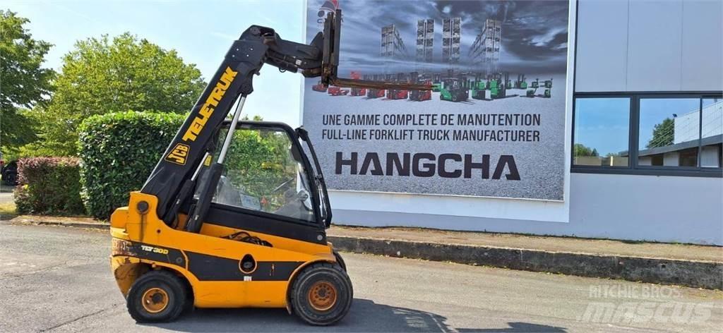 JCB TLT30D 电动叉车