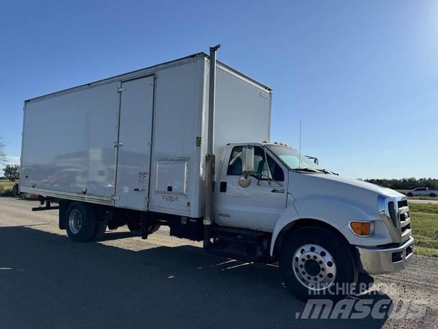 Ford F750 废料粉碎机