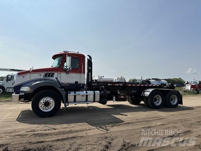 Mack GRANITE 其他