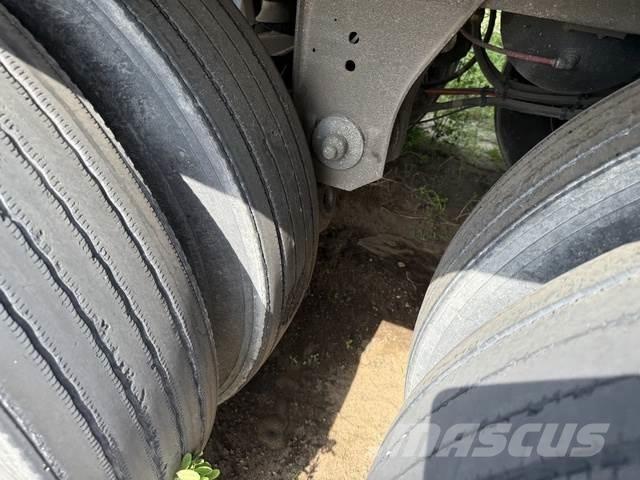 Wabash DRY VAN 厢式拖车