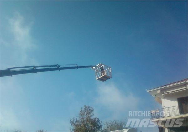 Ferrari  车载式高空作业车