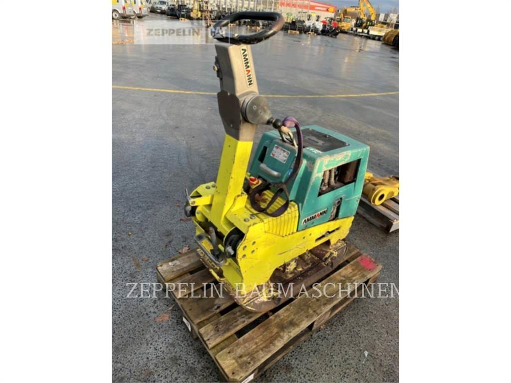 Ammann AVH5020 平板夯