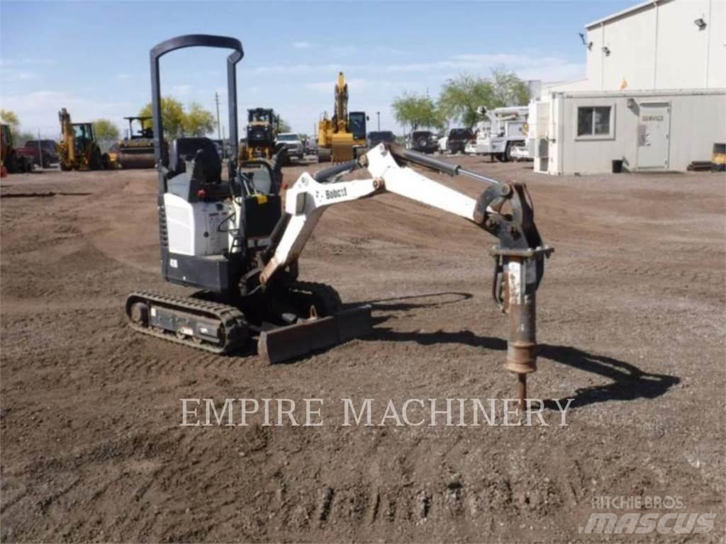 Bobcat 418 履带挖掘机