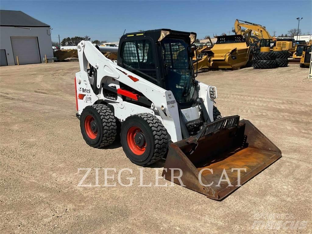 Bobcat A770 滑移装载机