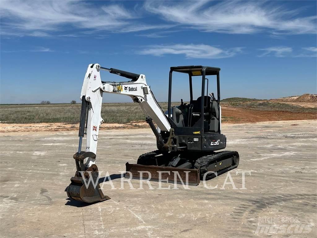 Bobcat E35 履带挖掘机