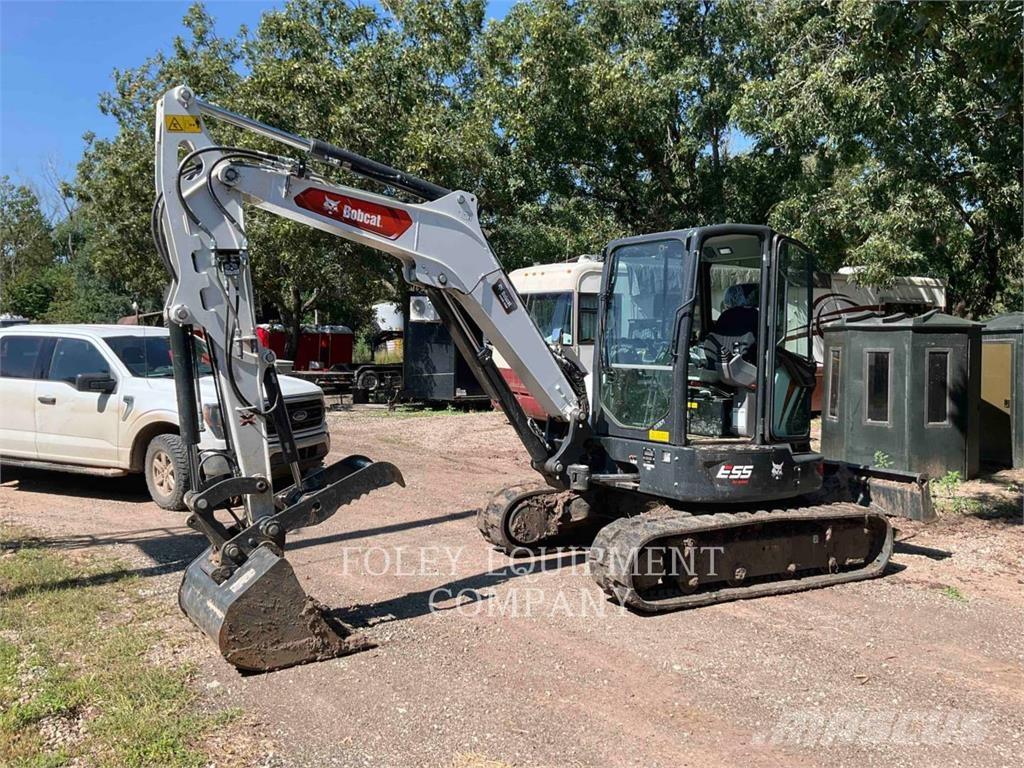 Bobcat E55 小型挖掘机