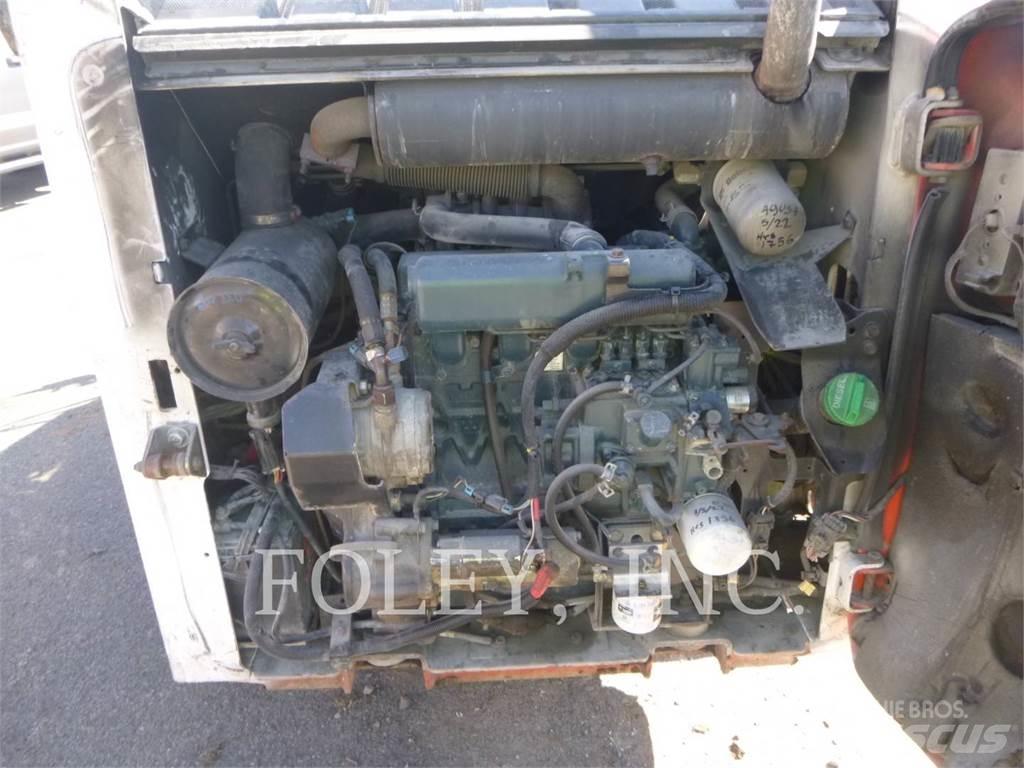 Bobcat S185 滑移装载机