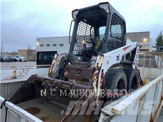Bobcat S450 滑移装载机