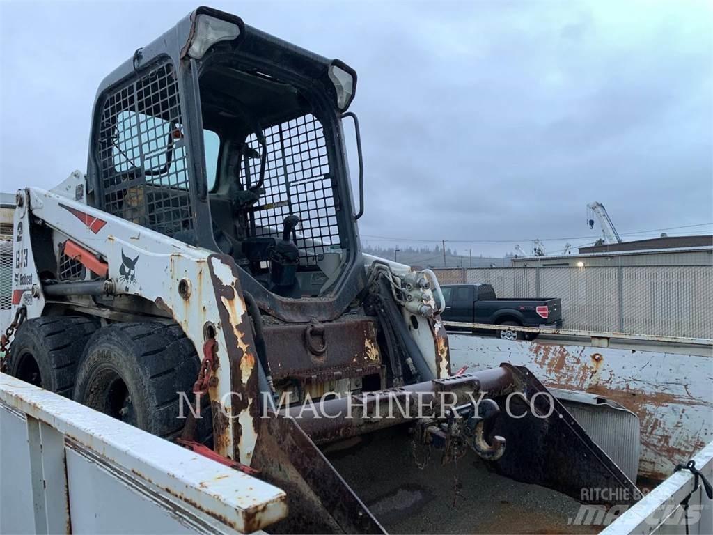 Bobcat S450 滑移装载机