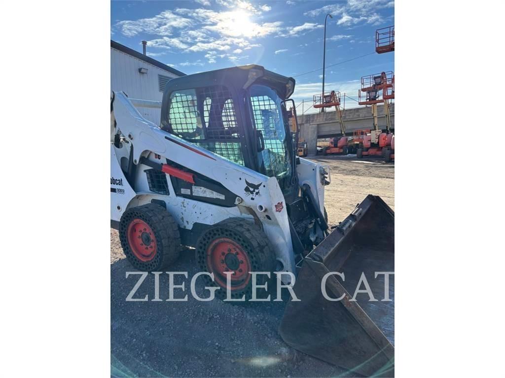 Bobcat S530 滑移装载机