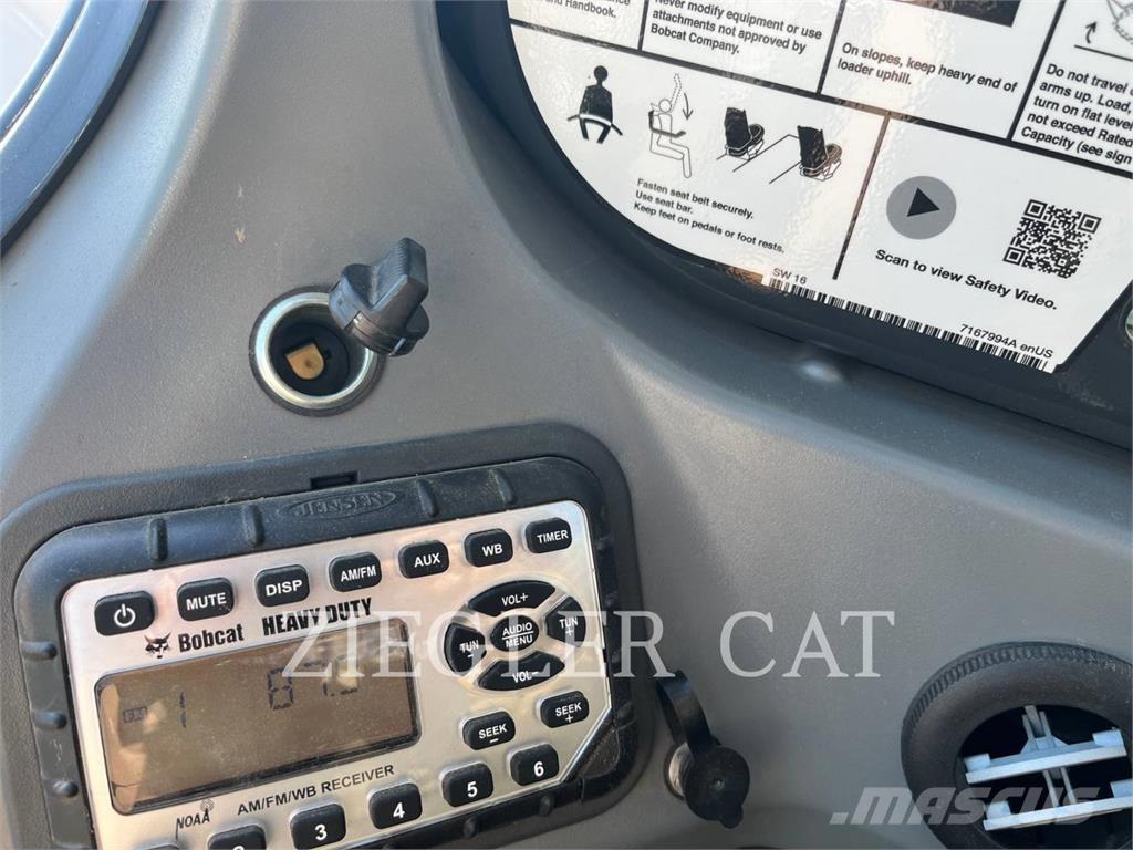 Bobcat S595 滑移装载机