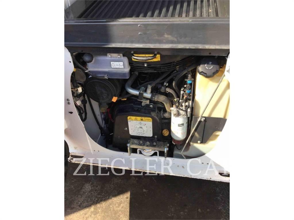 Bobcat S64 滑移装载机