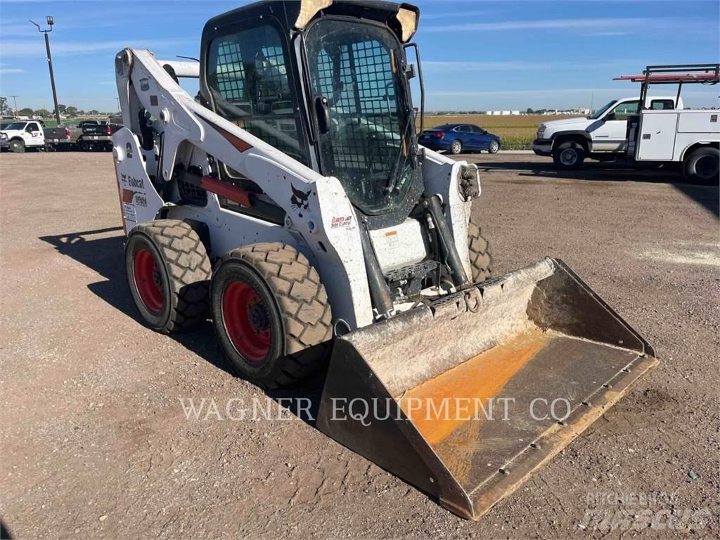 Bobcat S650 滑移装载机