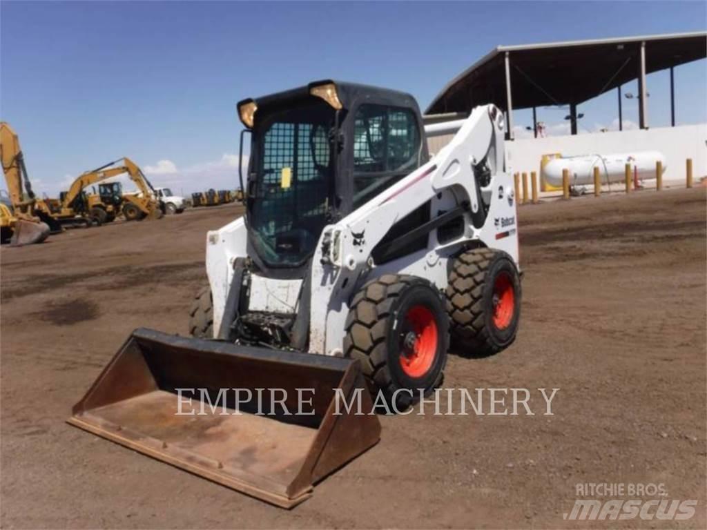 Bobcat S750 滑移装载机