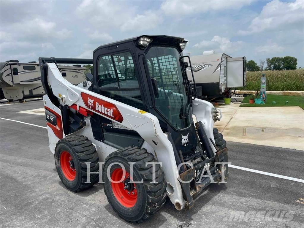 Bobcat S76 滑移装载机