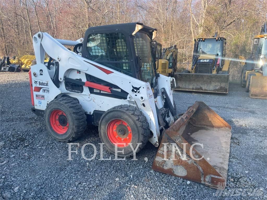 Bobcat S770 滑移装载机