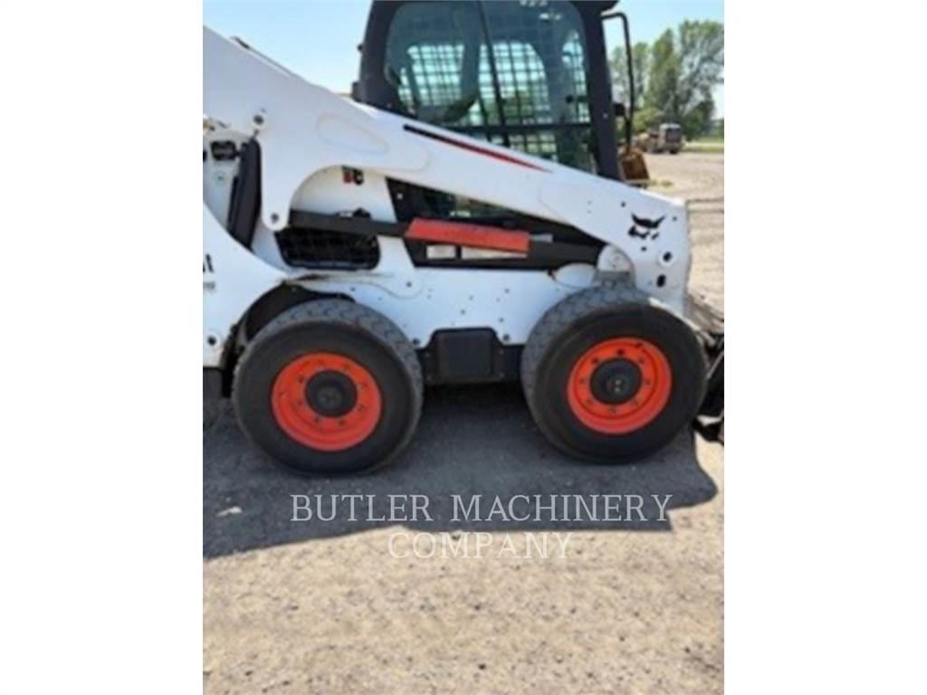 Bobcat S770 滑移装载机