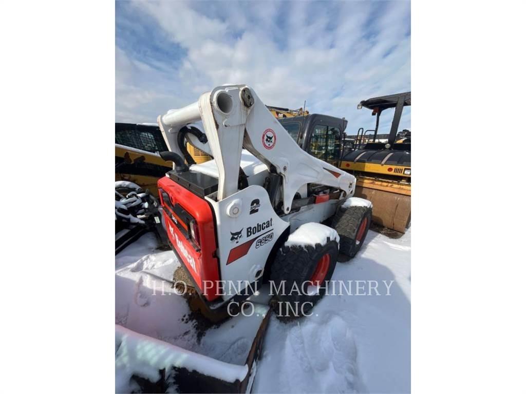 Bobcat S850 滑移装载机