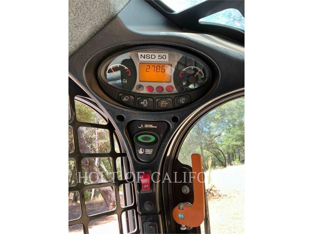 Bobcat T550 履带式装载机