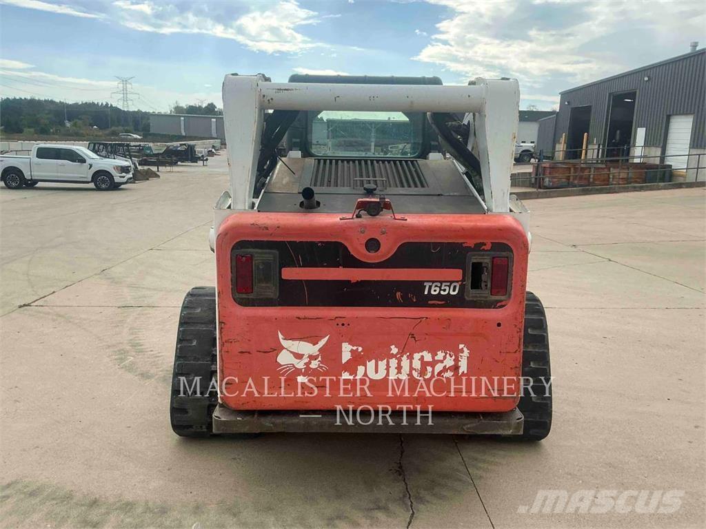 Bobcat T650 滑移装载机