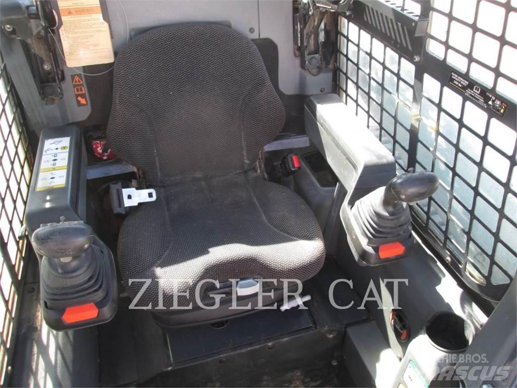 Bobcat T66 履带式装载机