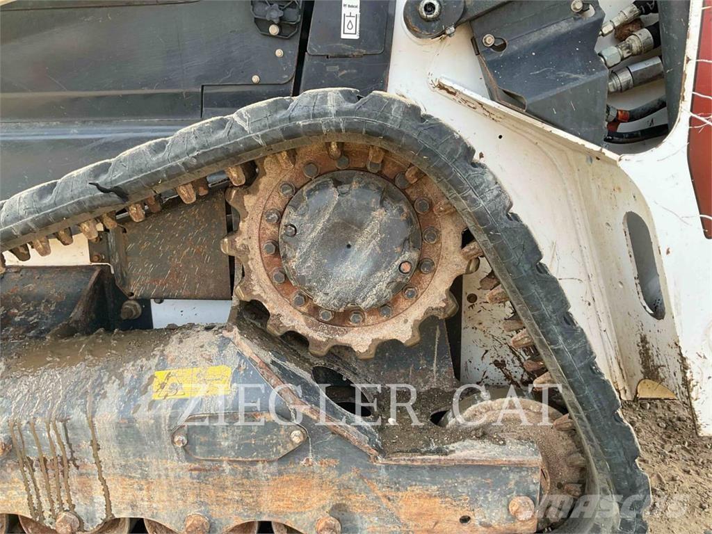 Bobcat T66 履带式装载机