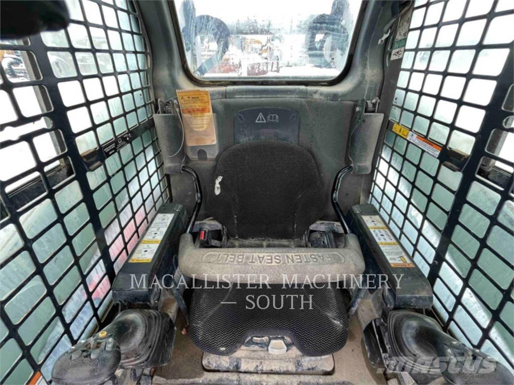 Bobcat T740 履带式装载机