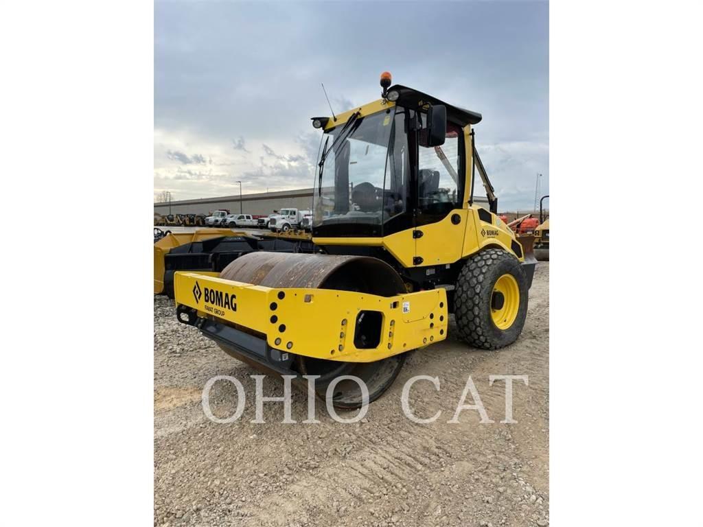 Bomag 177 复合式压路机