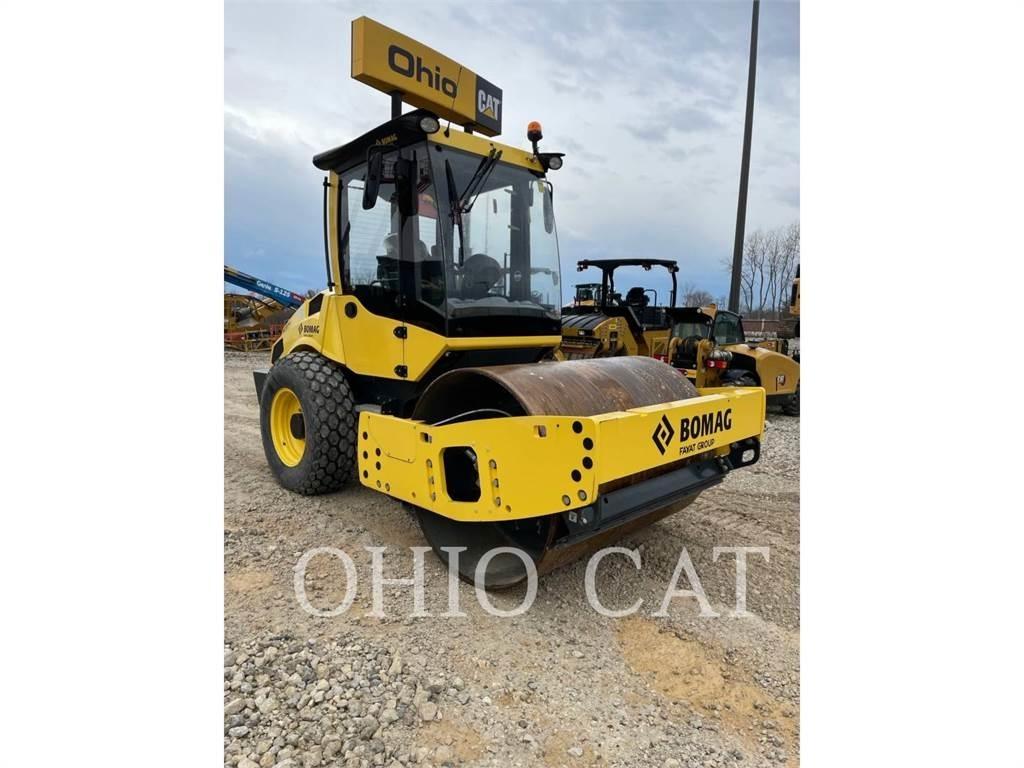 Bomag 177 复合式压路机