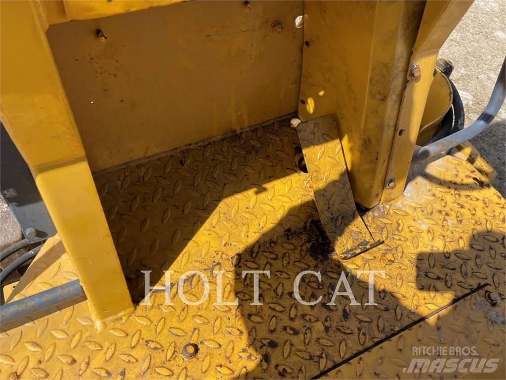 Bomag BW172PDB-2 单轮压路机