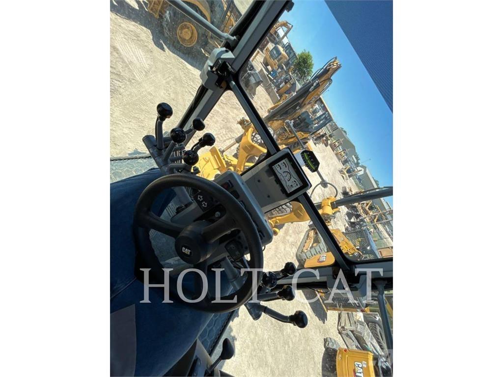 CAT 120 平地机/推土机