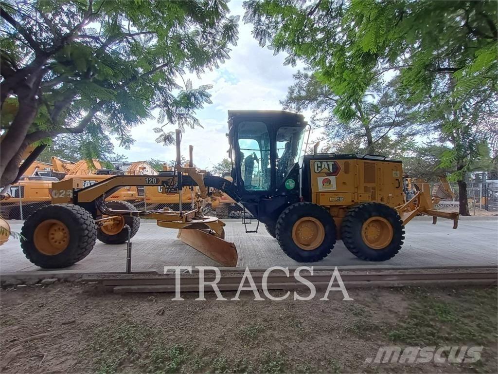 CAT 120 平地机/推土机