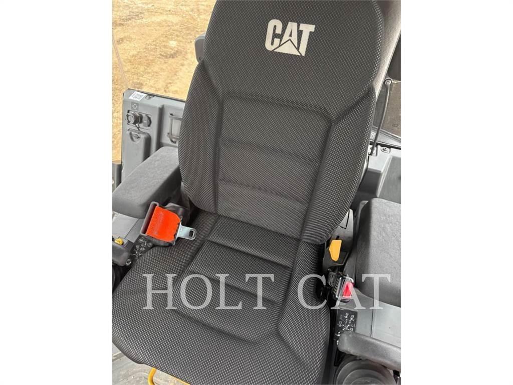 CAT 120 JOY 平地机/推土机