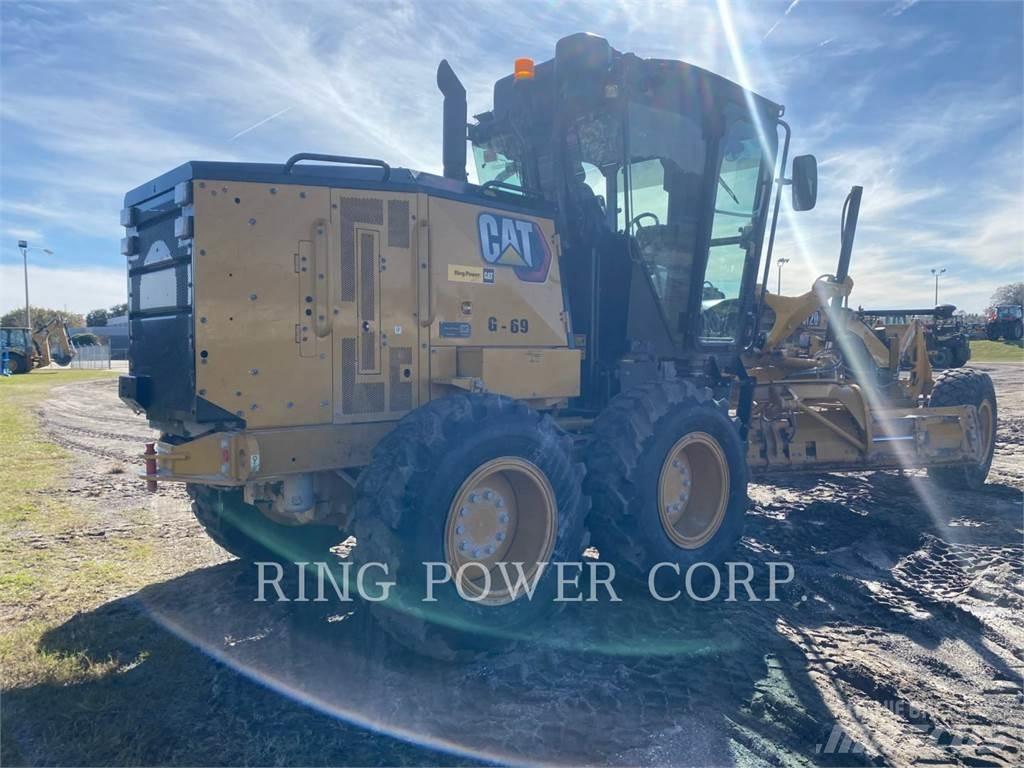 CAT 120 LVR 平地机/推土机