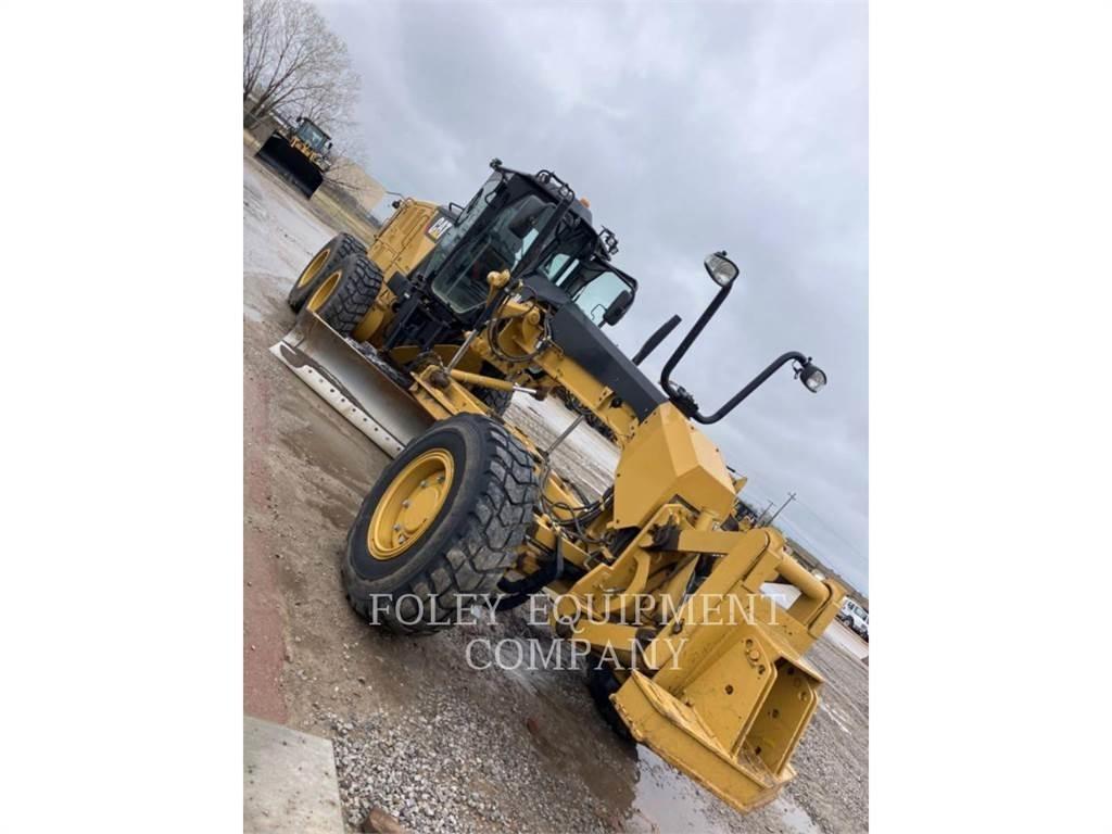 CAT 120M2AWD 平地机/推土机