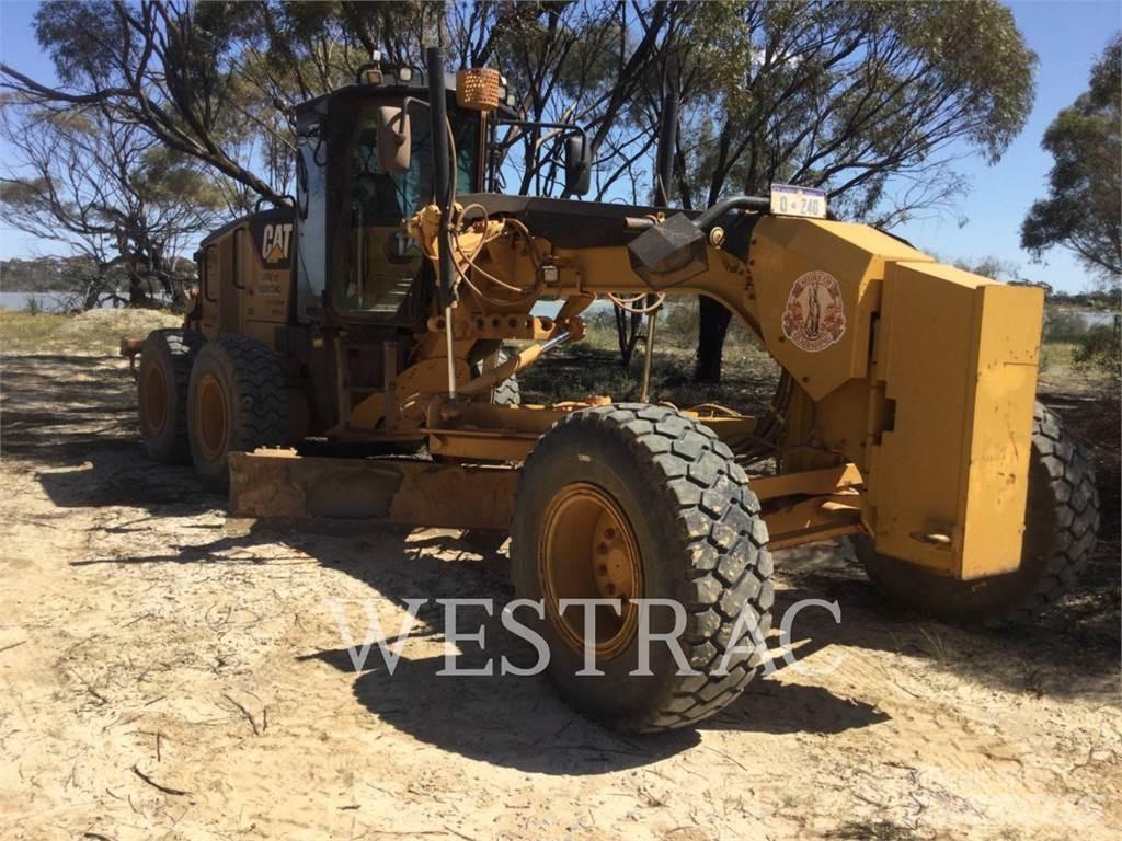 CAT 12M 平地机/推土机