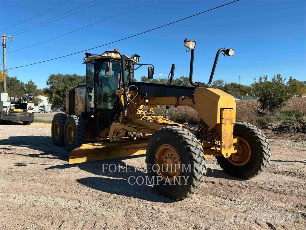 CAT 12M 平地机/推土机